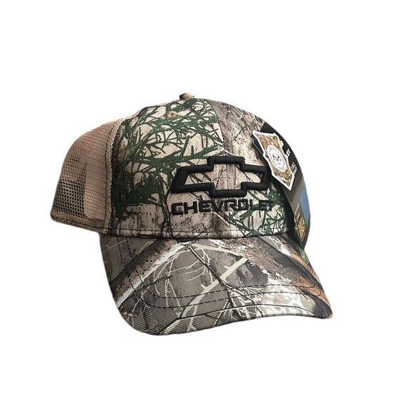 NWT Chevrolet Chevy Camouflage Snap Back Baseball Cap - Mesh Back Trucker Hat - Picture 2 of 10
